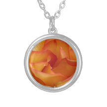 081112_rose4.jpg pendants