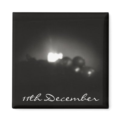 10th December • Candle & Wreath • Magnet by SabineStGreetings