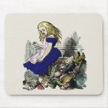 $14.95 Curious Alice ~ Mousepad Wonderland