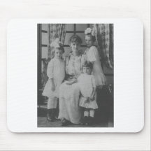 1900's Mother and Three Daughters Mouse Pads
