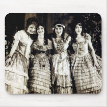 1920 Smiling Girlfriends Mousepad
