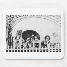 1920's Girl Talk Mouse Pad