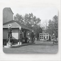 1925 Gas Station Mouse Pad