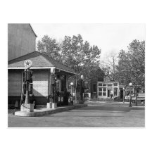 1925 Gas Station Post Card