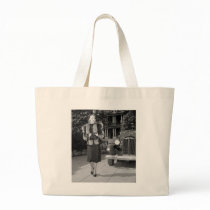 1930s Women's Fashion Canvas Bags
