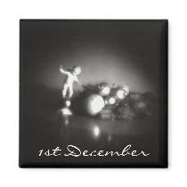 1st December • Angel & Wreath • Magnet