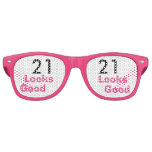 21 Looks Good © Pink Funny 21st Birthday Gag Gift Wayfarer Sunglasses