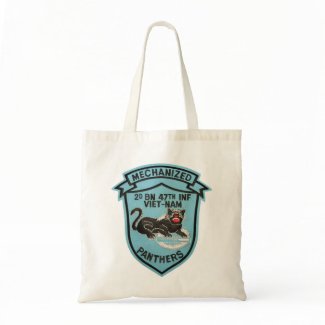2/47th Inf Vintage Panther Patch Tote Tote Bag