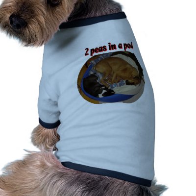 2 Peas in a Pod Dog Tshirt by wigglebutthut