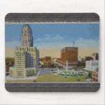 35 - Looking Down Delaware Ave. Snowing City , Vin Mouse Pads
