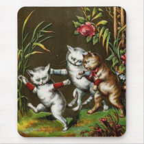 3 Kittens Playing in the Garden Mousepad