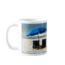 4 Chairs 2 Umbrellas mugs