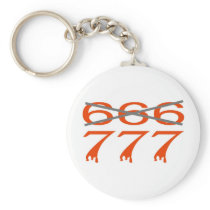 777 contre 666 keychain