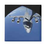 A C-17 Globemaster III receives fuel 2 Magnets