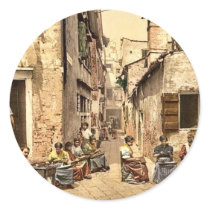 A court yard (Calle dell Angelo a San Martino), Ve Sticker