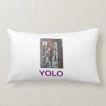 a pillow that woes you to bed.