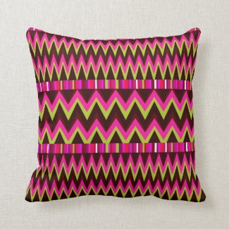 Abstract pink zigzag pattern throw pillow