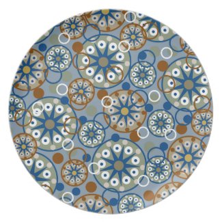 Abstract Wheels and Circles Pattern Dinner Plates