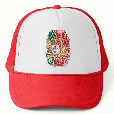 ADN Português (DNA) - Tugas Camisas e Presentes Trucker Hats by SeleccaoPortuguesa