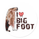 Adorable! I LOVE <3 BIGFOOT design Finding Bigfoot Classic Round Sticker