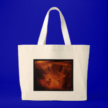 Akhenaton haunts.. bags