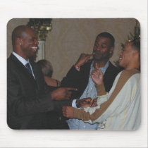 Al Harrington Laughing With Friends Mousepad