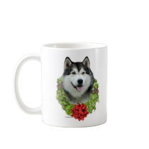 Alaskan Malamute Wreath mugs