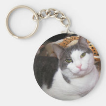 ALEX THE CABBIT CAT KEYCHAIN