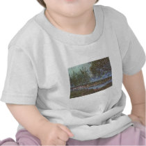 Alfred Sisley Weg der alten Fähre in By 1880 Tshirt