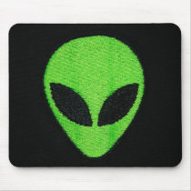 Alien, Green face mousepads