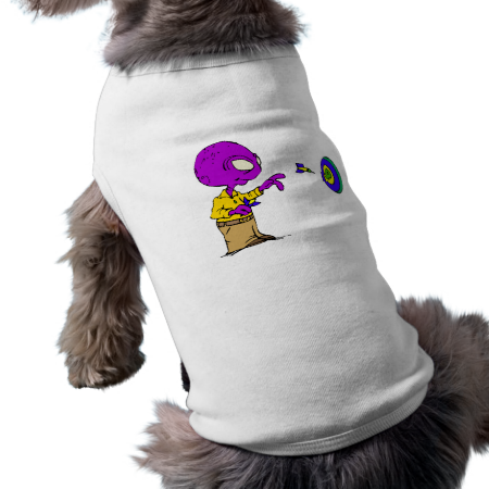 alien playing darts dog tee shirt