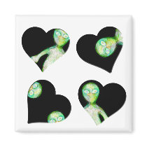 aLiEnS wAtChInG! magnets