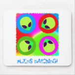 aLiEnS wAtChInG! Mouse Mats