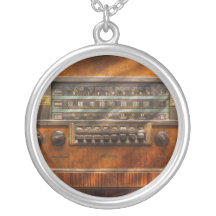 Americana - Radio - Remember what radio was like Custom Necklace