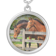 Amo el collar de la plata esterlina de los caballo