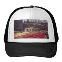 Annual Flower Festival at La Grande Place, Brussel Mesh Hat