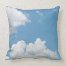 Apenas almohada 2 de las nubes