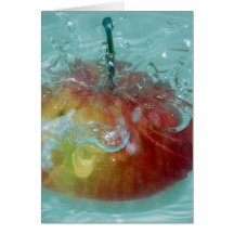 Apple-splashing-in-water349 RED APPLE SPLASHING WA Card