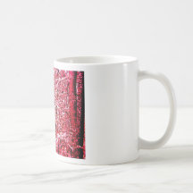 Árboles rojos taza de café