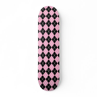 Argyle (pink and black) - Skateboard by MeyeART