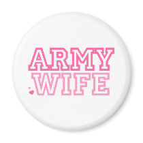 Army Wife (pink) Magnets