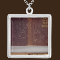 Around the City of Philadelphia necklaces
