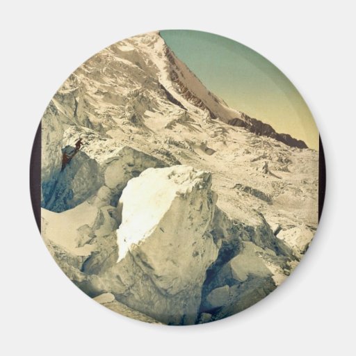 Ascension du Mont Blanc, Chamonix Valley, France v Fridge Magnet