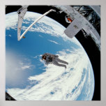 Astronaut floating above the Earth (STS-64) Print