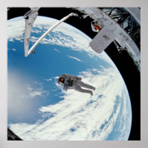Astronaut floating above the Earth (STS-64) Print