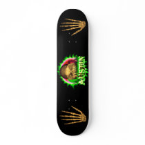 Austin skull green fire Skatersollie skateboard.