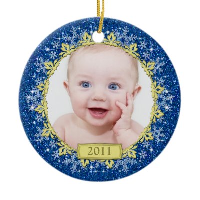 Baby&#39;s First Christmas Photo Ornament - Snowflakes