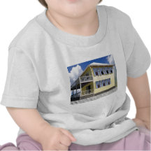 Bahamian House Tshirts
