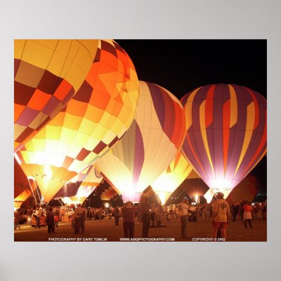 Balloon Glow/GBTBG257 Posters by abqphotography