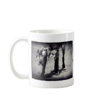 Balu hinter Cosmea Mug